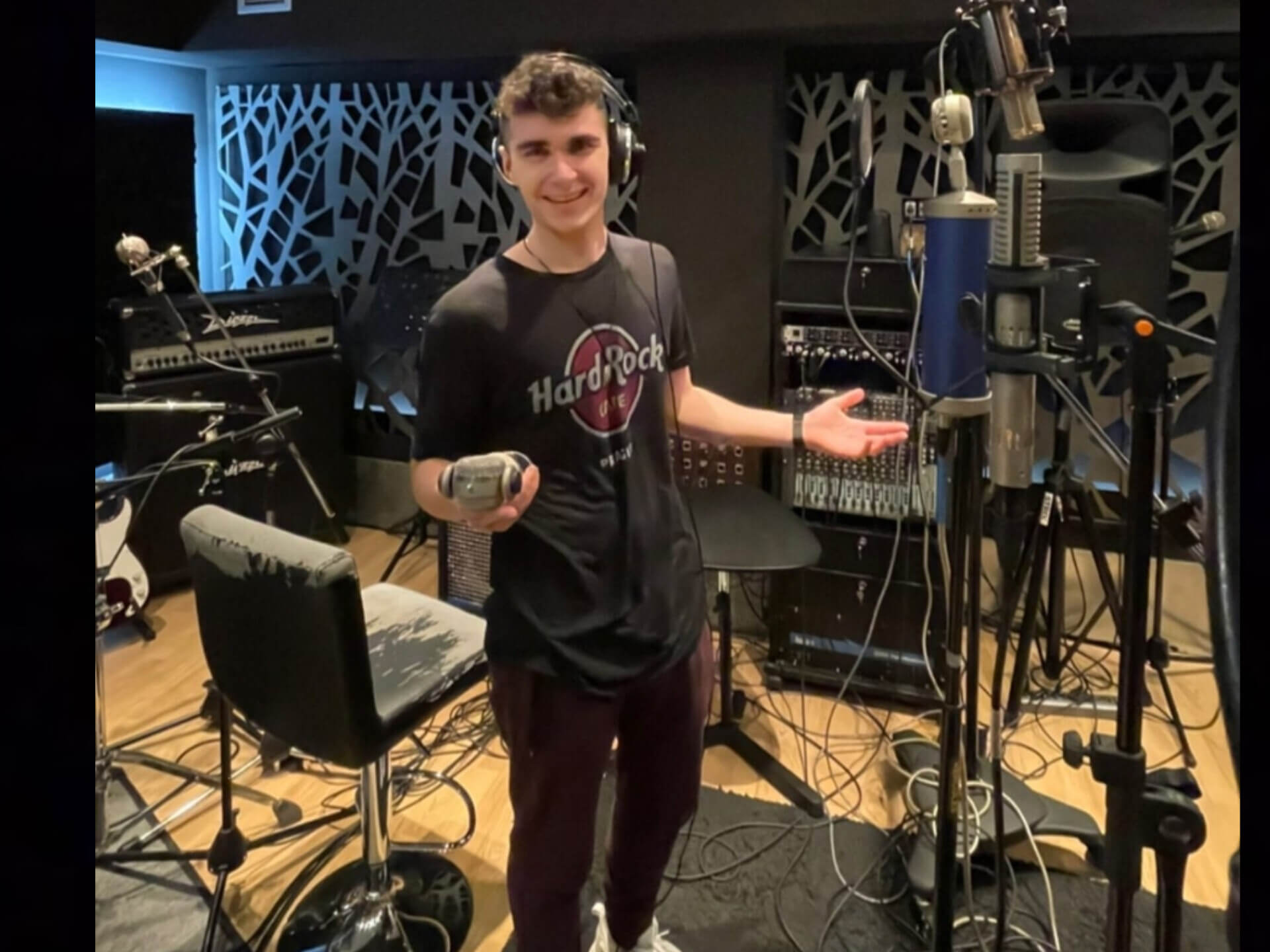 Eurovision : Victor Vernicos