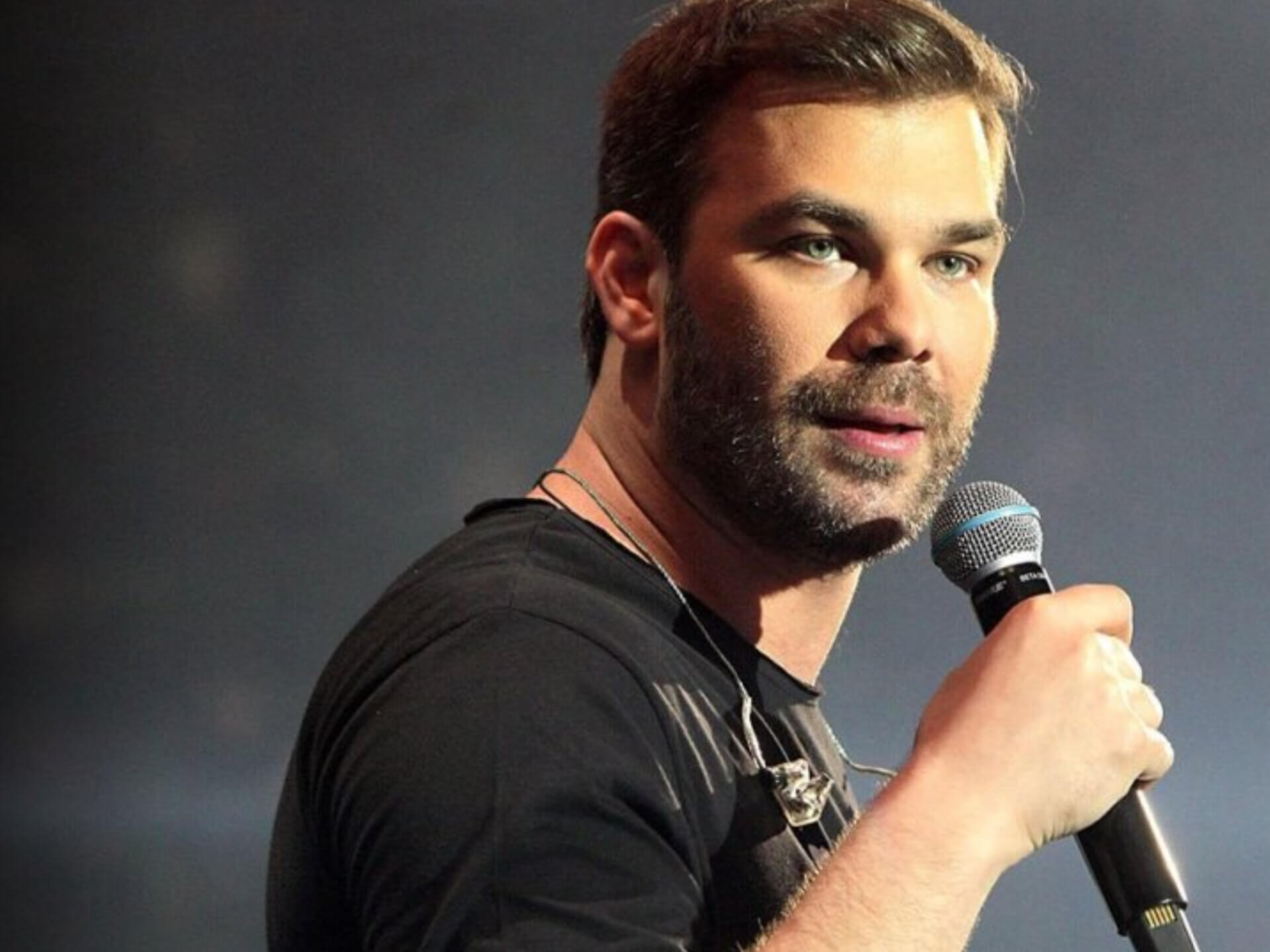 Γιώργος Σαμπάνης: Στην Απονομή Του Πολυπλατινένιου Δίσκου Του