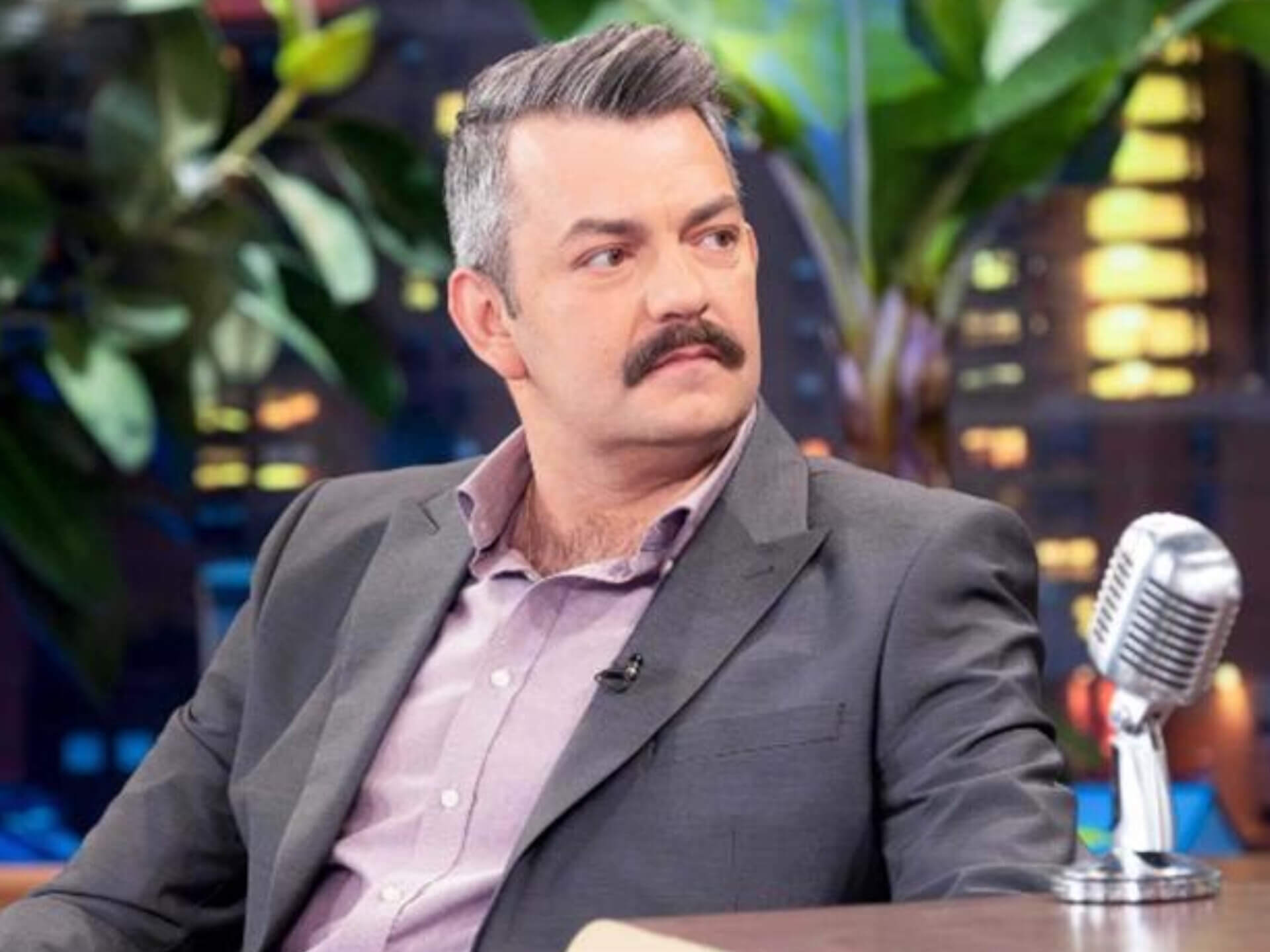 Βασίλης Φασιάς The 2Night Show