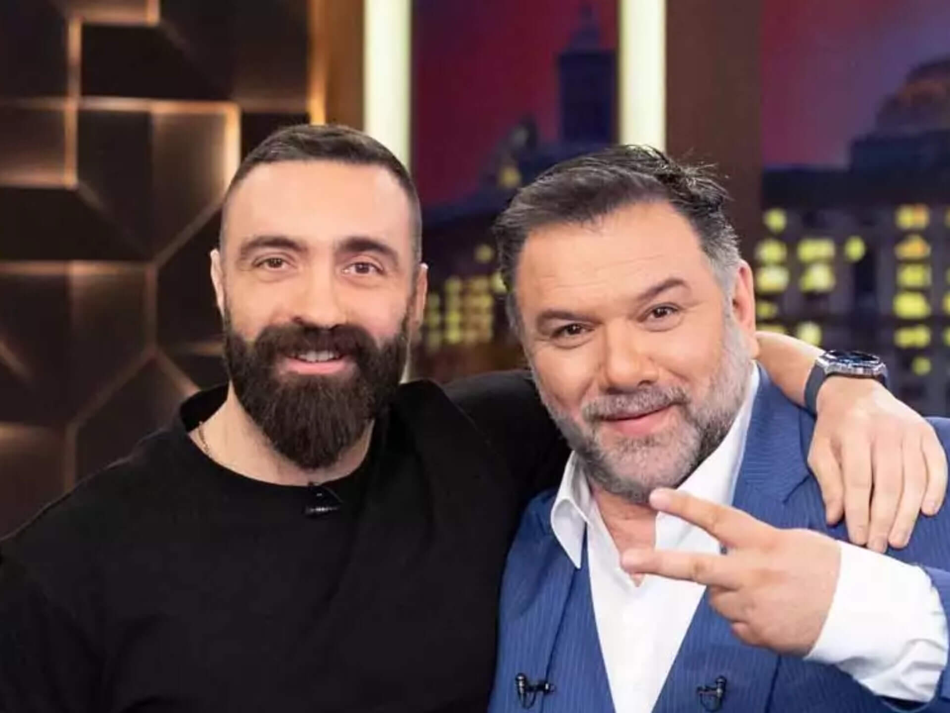 Unboxholics Σάκης Καρπάς