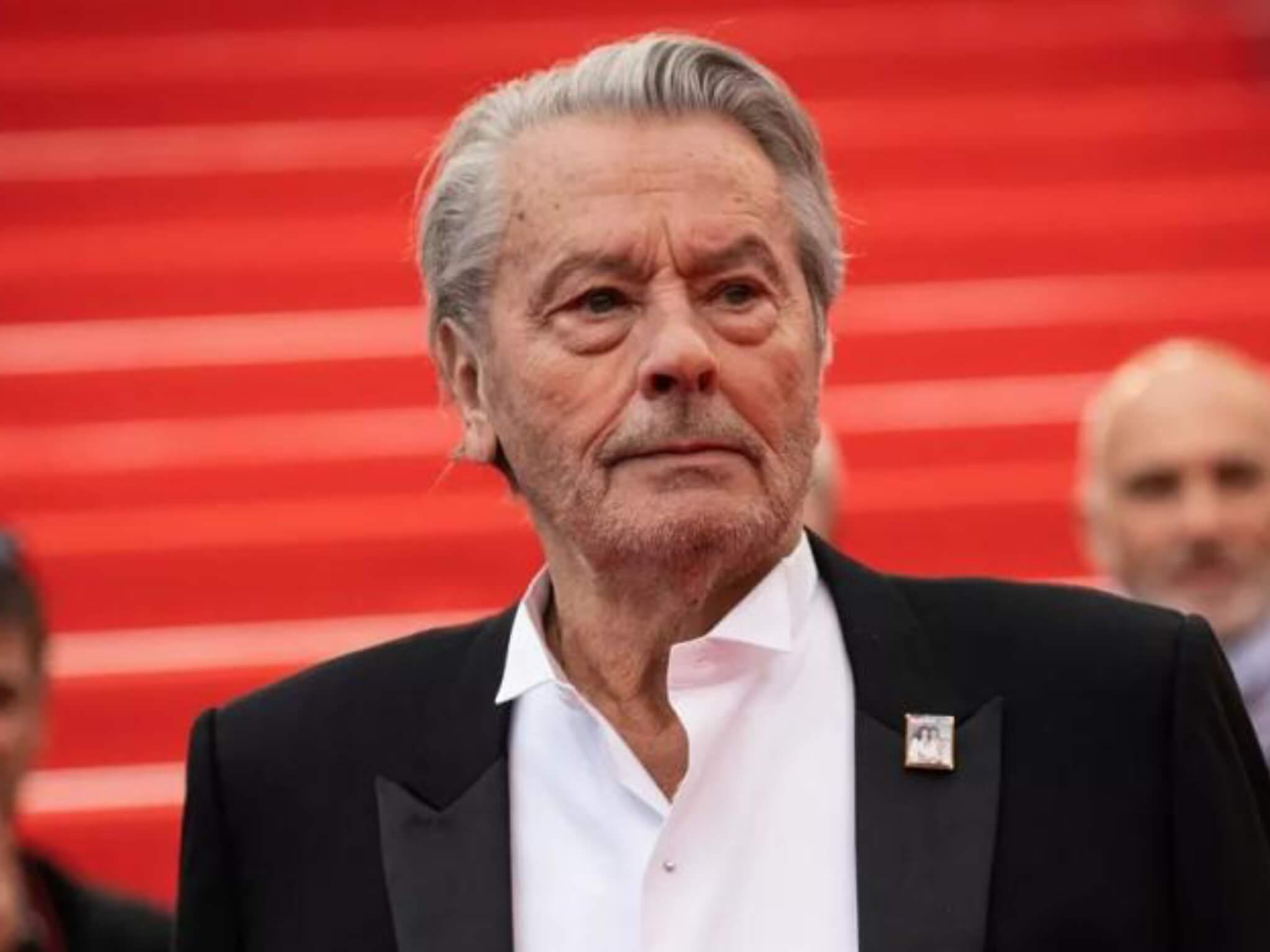 Αλέν Ντελόν: Πέθανε στα 88 του χρόνια ο εμβληματικός Γάλλος ηθοποιός, έφυγε από τη ζωή σήμερα, σε ηλικία 88 ετών